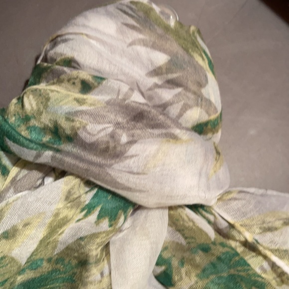 Coverup - Picture 2 of 3